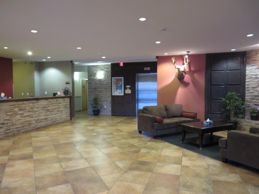 Sigma Inn & Suites Hudson'S Hope Hudsons Hope Exterior photo