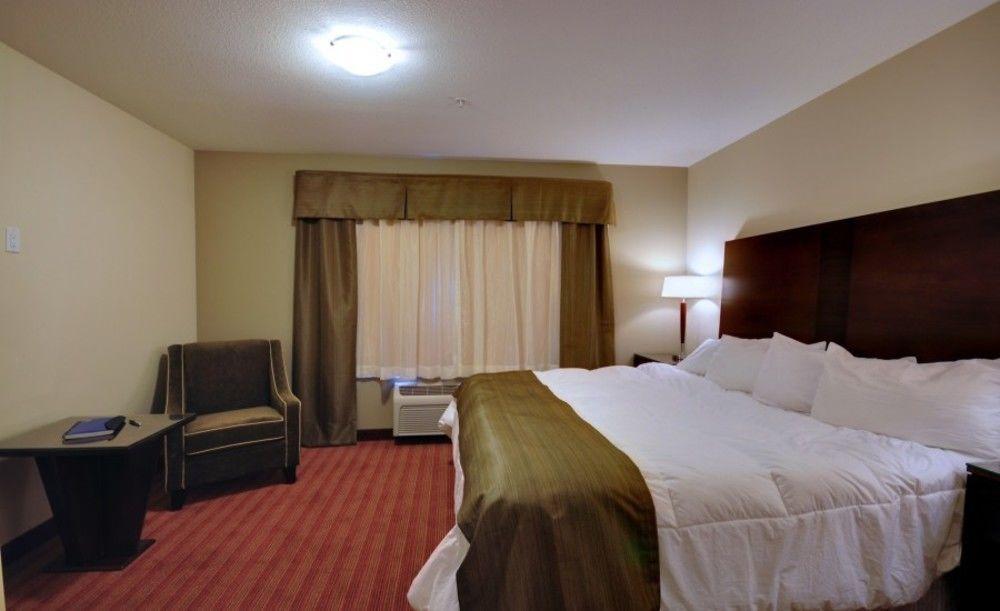 Sigma Inn & Suites Hudson'S Hope Hudsons Hope Exterior photo